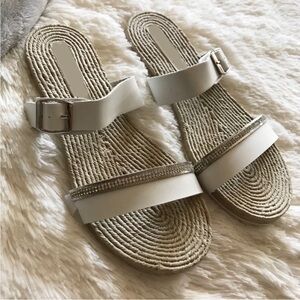 White Metallic Open Toe Woven Women’s Sandals✨